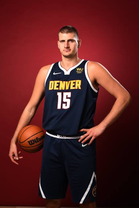 BREAKING NEWS: Nikola Jokic might snub $200M extension, but Nuggets fans shouldn’t freak out. Nikola Jokic is about to leave Denver nuggets but If Jokic waits until next summer, he will be eligible for a four-year, $293.4 million deal that runs through 2030-31. The final year of this contract would pay him…👇👇👇
