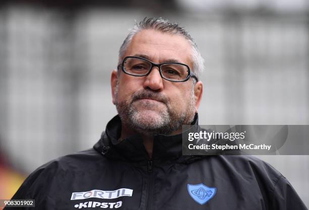 Un deuil profond : l’entraîneur-chef Christophe Urios revient sur la mort inattendue et tragique de son aîné chéri, R…😭