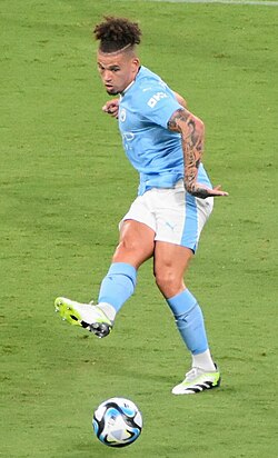 Breaking news: Leed united want to sign this premier league winning midfielder, what should city….