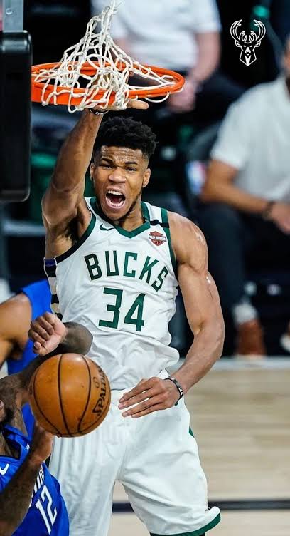 Breaking news: NBA Trade Idea Swaps Giannis Antetokounmpo With $104 Million Star. This is not…